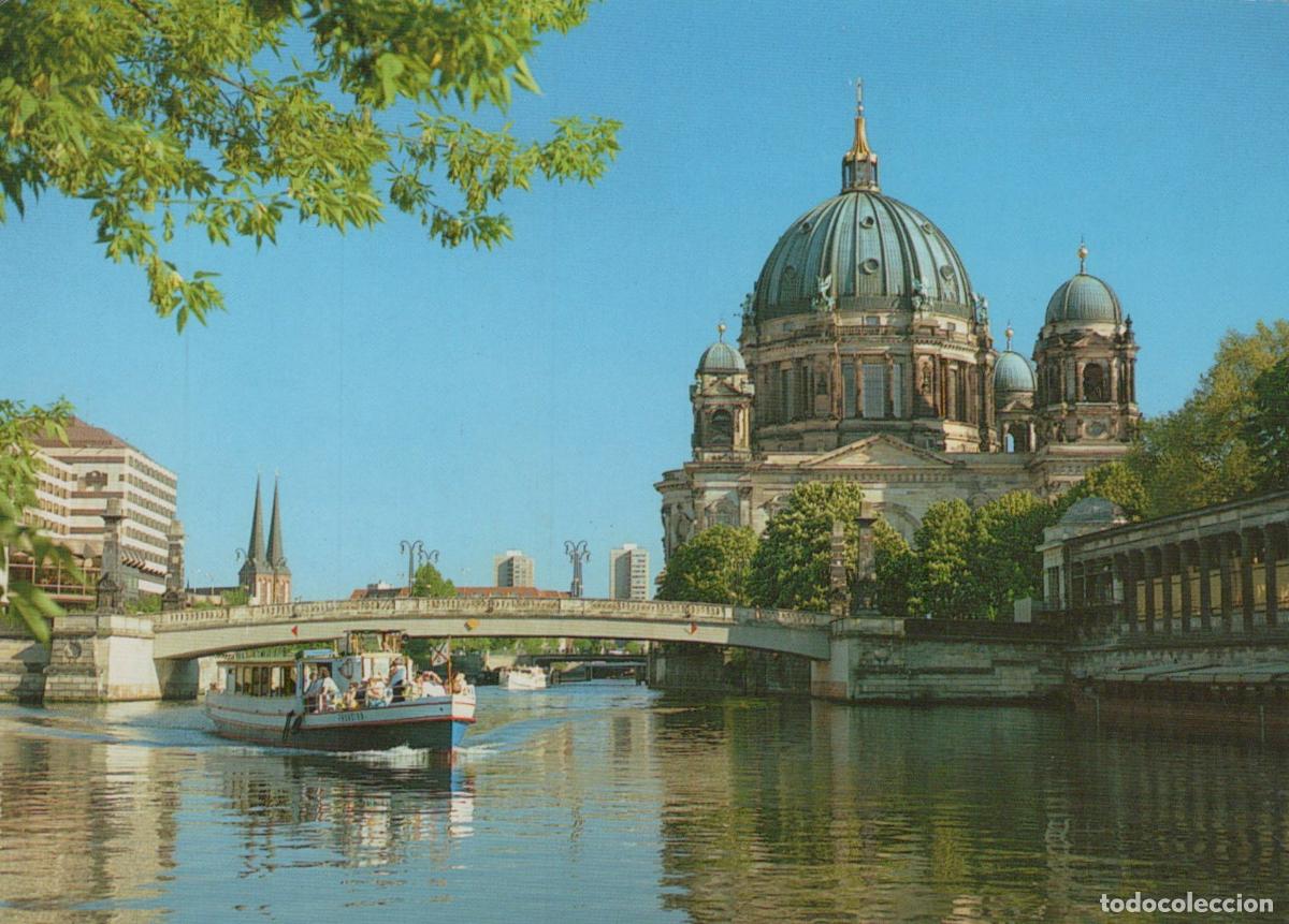 Cartoline: Germany Berlin Cathedral and Spree River With Boat *YAX083