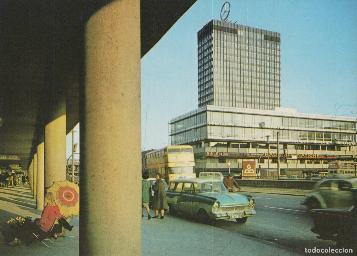 Cartoline: Germany Berlin Europa Center Street Scene With Cars and Unposted *YAX040