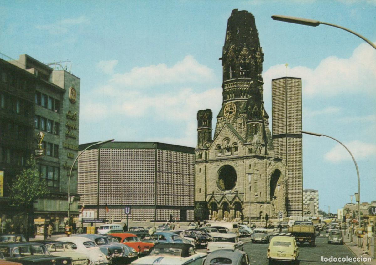 Postales: Germany Berlin Kaiser Wilhelm Memorial Church and Modern Unposted *YAX052