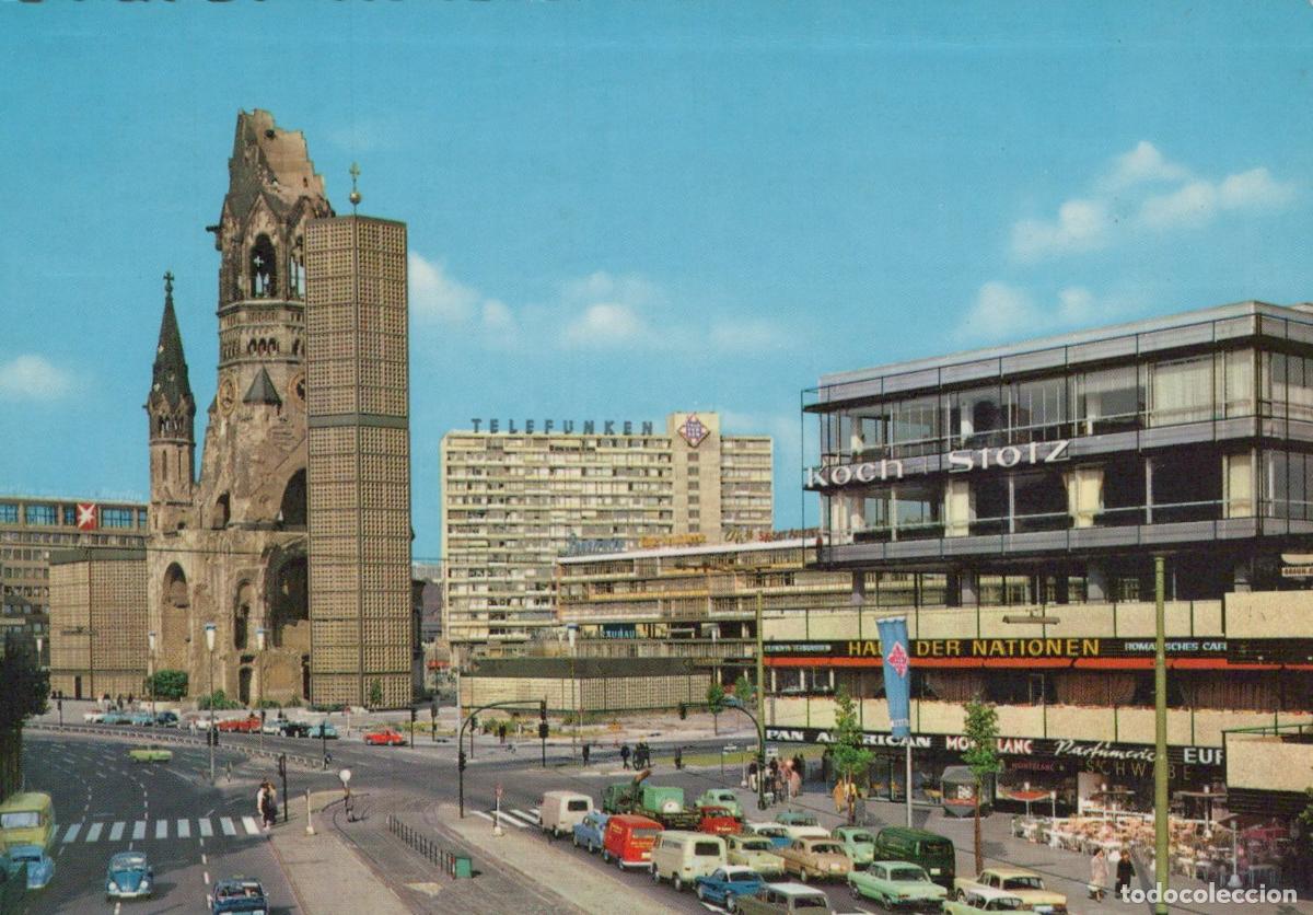 Postales: Germany Berlin Kaiser Wilhelm Memorial Church and Europa Center *YAX058