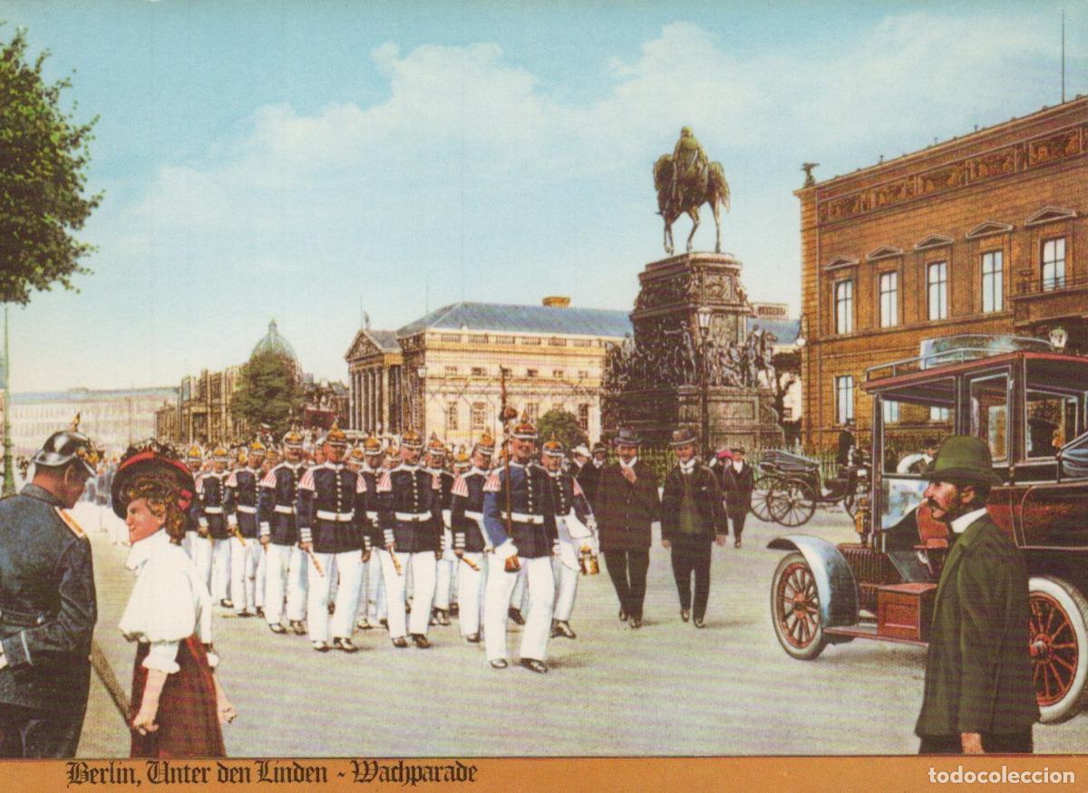 Cartoline: Germany Berlin Unter den Linden Wachparade Military Parade Unposted *YAX354