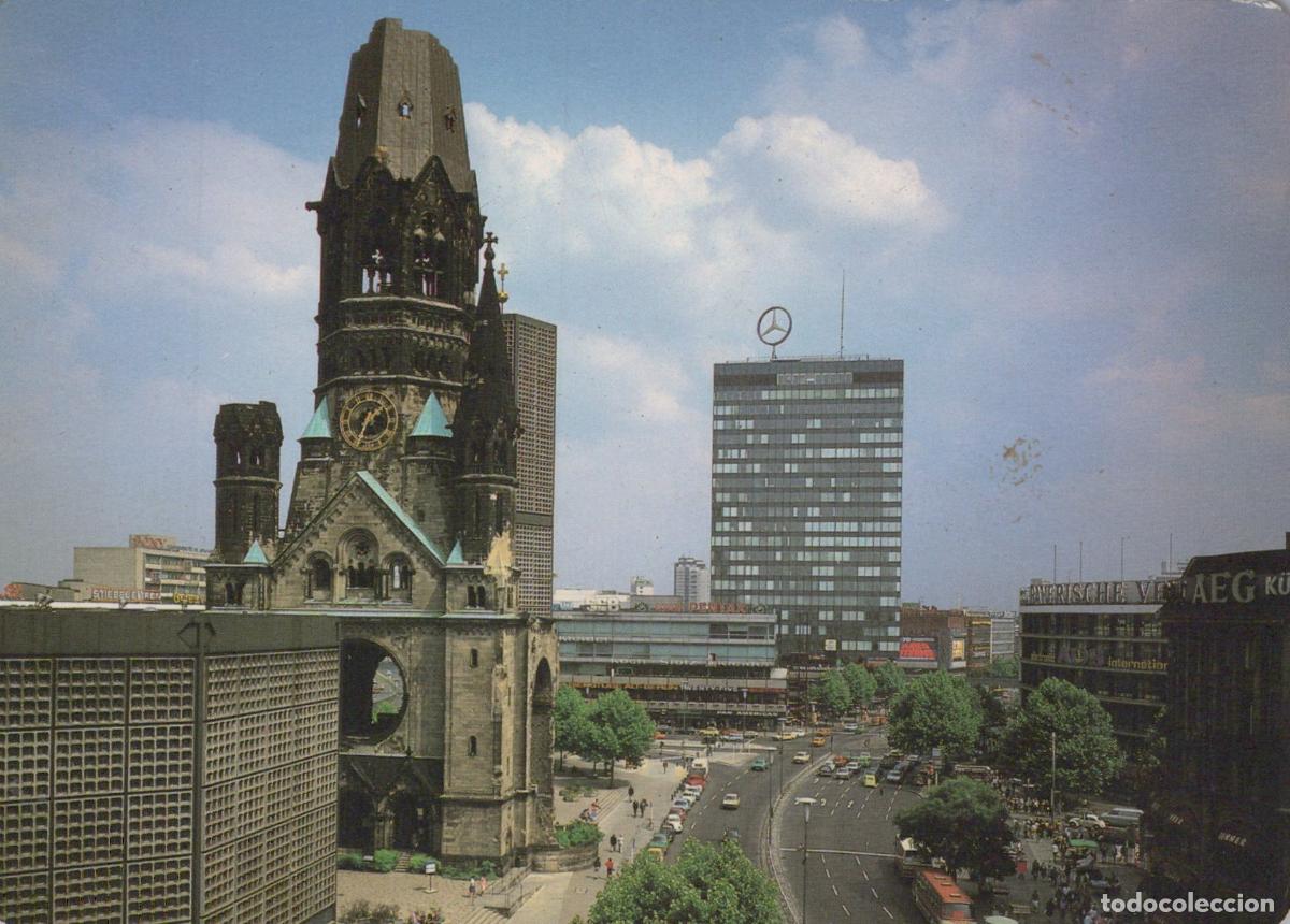Cartes Postales: Germany Berlin Kaiser Wilhelm Memorial Church and Europa Center *YAX510