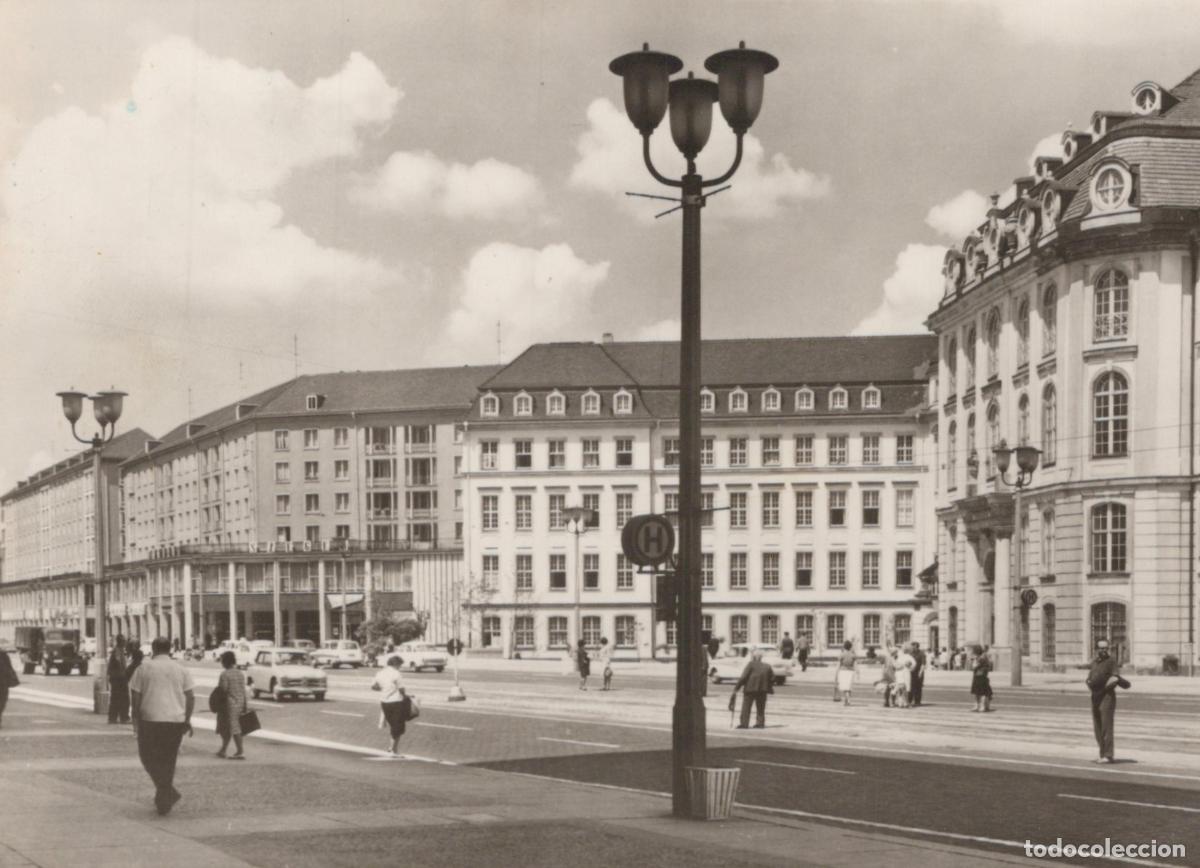 Cartes Postales: Germany Dresden Ernst Th&auml;lmann Stra&szlig;e Street Scene With Pedestrians and *YAX825