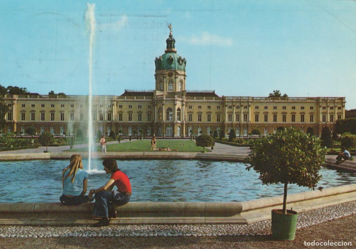 Cartoline: Germany Berlin Charlottenburg Palace Fountain People *YAX246
