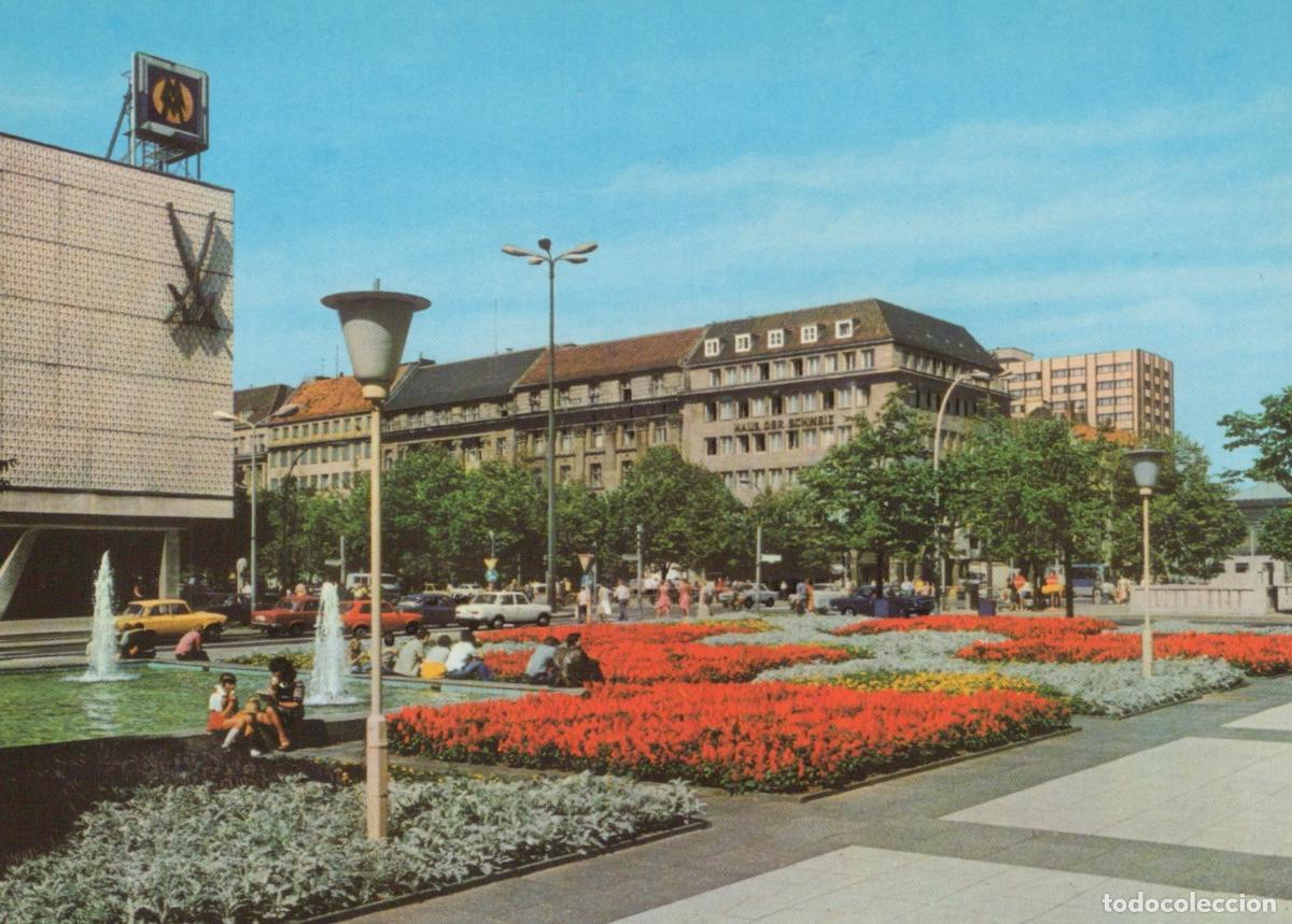 Postais: Germany Berlin Friedrichstrasse Unter den Linden Square With Unposted *YAX276