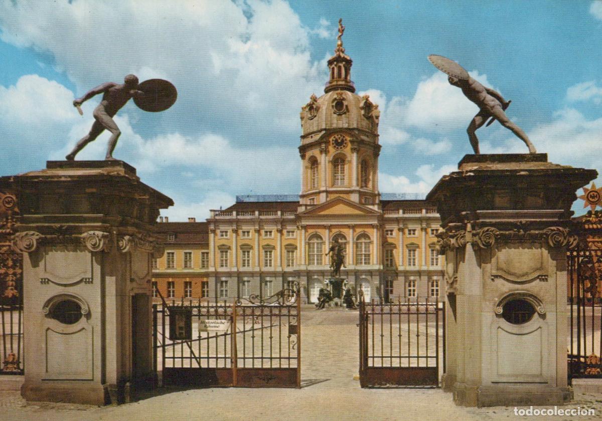 Cartoline: Germany Berlin Charlottenburg Palace Castle Entrance Gate Unposted *YAX342