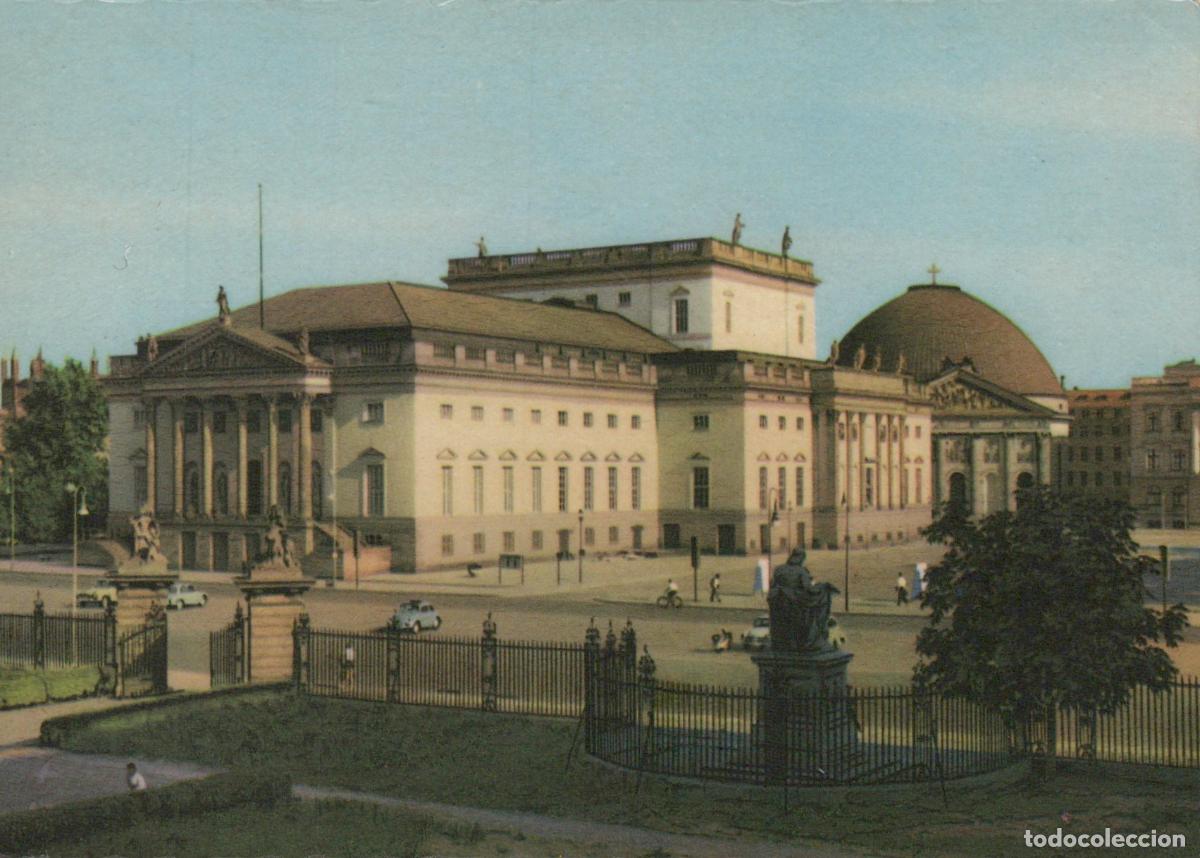 Postais: Germany Berlin Gendarmenmarkt Square With Konzerthaus and Deutscher Dom *YAX249