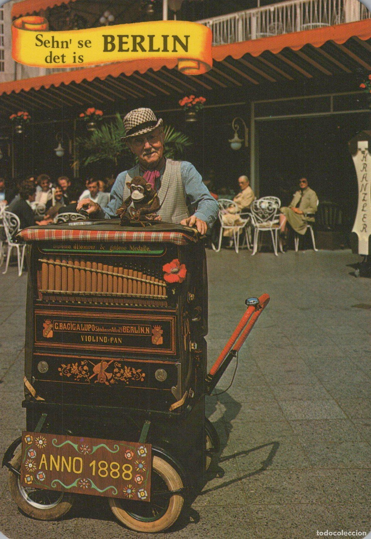 Postcards: Germany Berlin Organ Grinder With Monkey On Kurf&uuml;rstendamm Unposted *YAX719