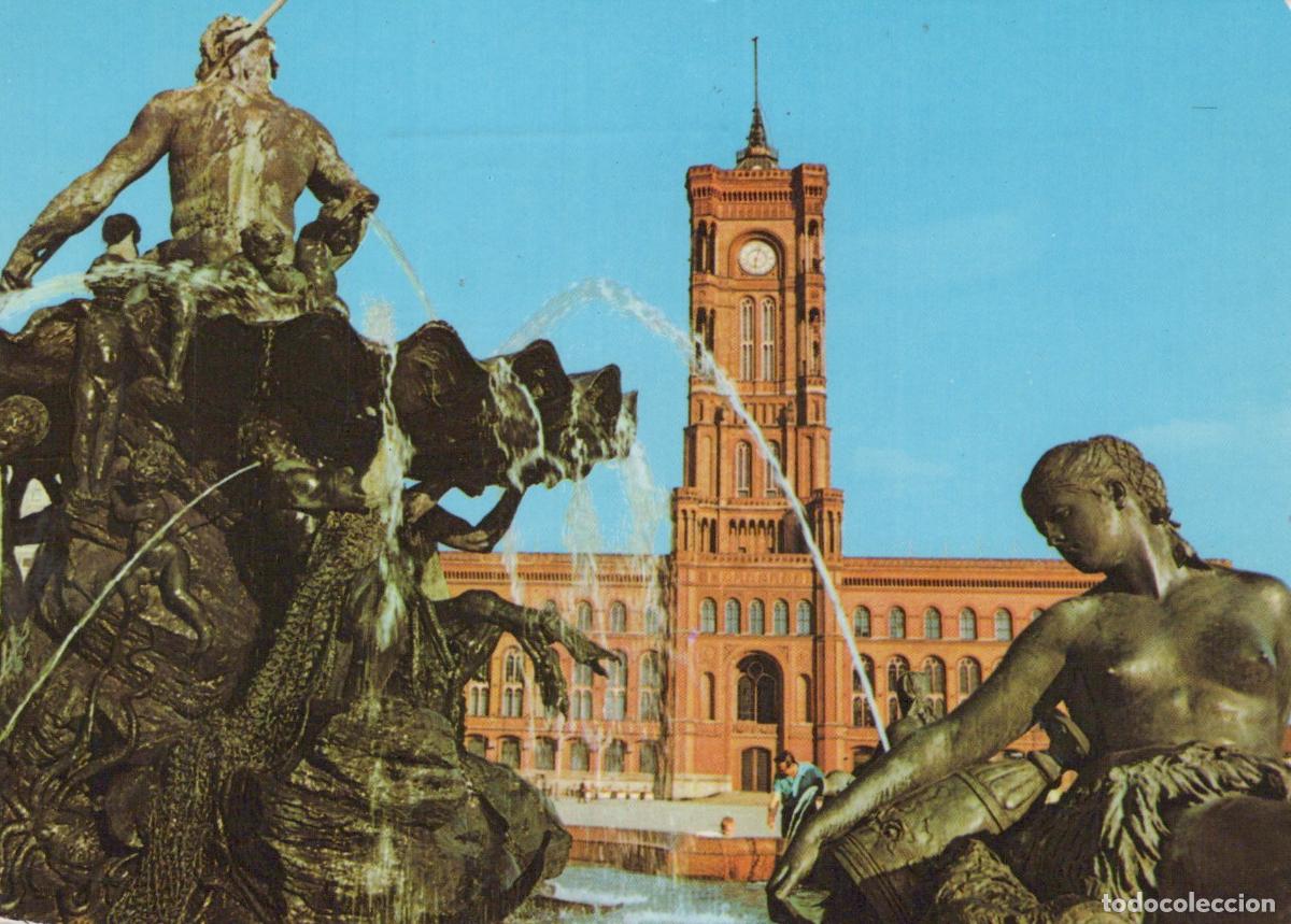 Cartoline: Germany Berlin Neptune Fountain and Town Hall 1988 *YAX548