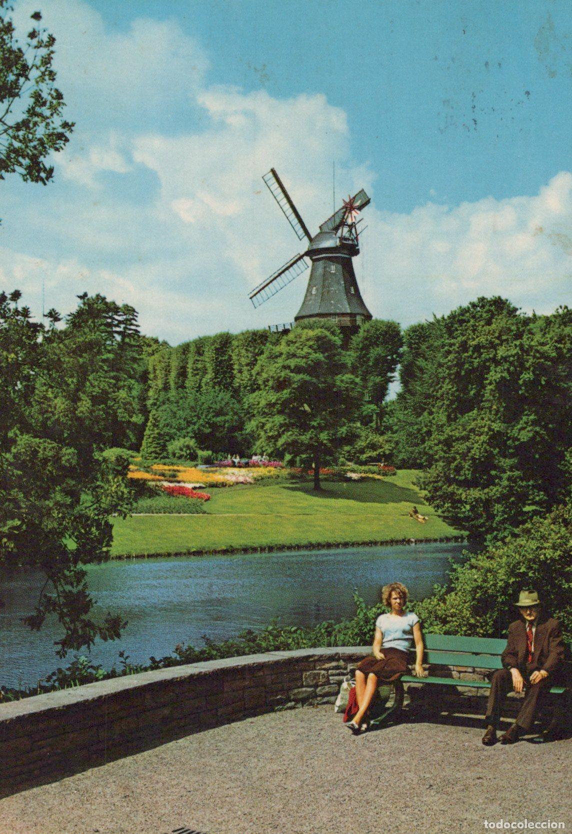 Postais: Germany Bremen Windmill in Wallanlagen Park With People By the River *YAX944