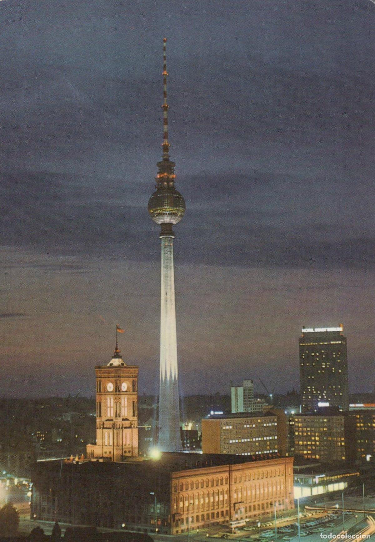 Postcards: Germany Berlin TV Tower and Cityscape At Night Illuminated *YAX638