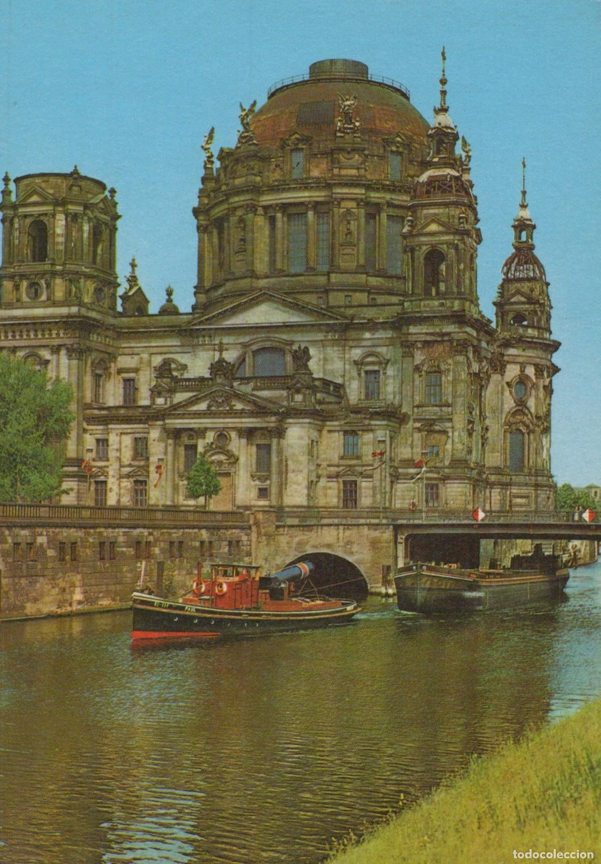 Postkarten: Germany Berlin Cathedral Spree River With Tugboat and Barge *YAX666