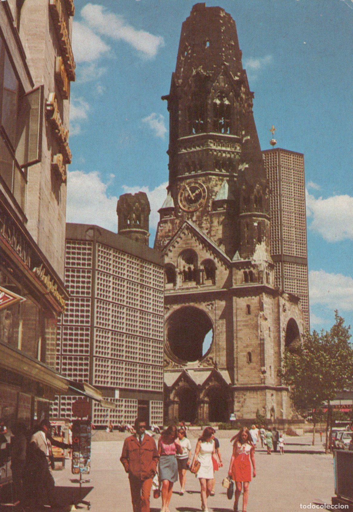 Cartoline: Germany Berlin Kaiser Wilhelm Memorial Church and Modern Buildings *YAX674