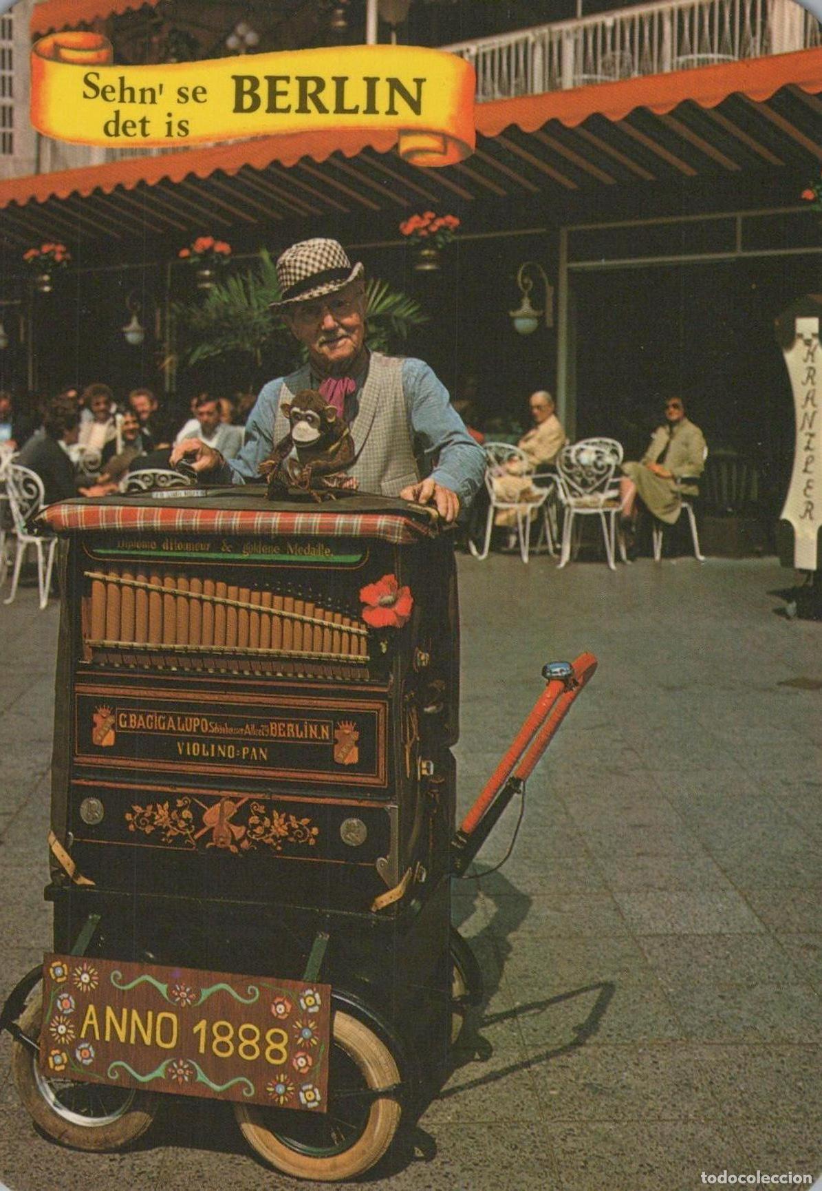Postkarten: Germany Berlin Street Organ Grinder With Monkey Kurf&uuml;rstendamm Unposted *YAX762