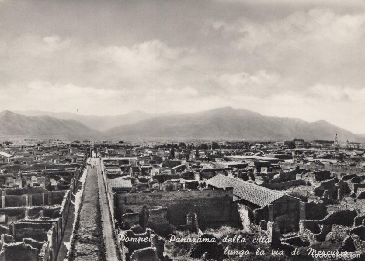 Postais: Italy Pompeii Panorama of the City Along Mercury Real Photo Unposted *YAX850