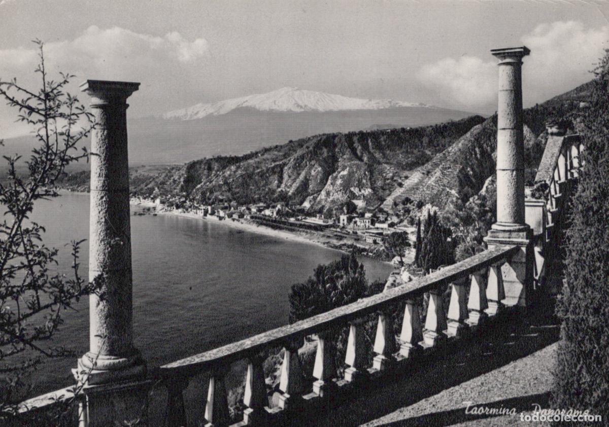 Postais: Italy Taormina Panorama With Mount Etna in Distance Balustrade Unposted *YAX854
