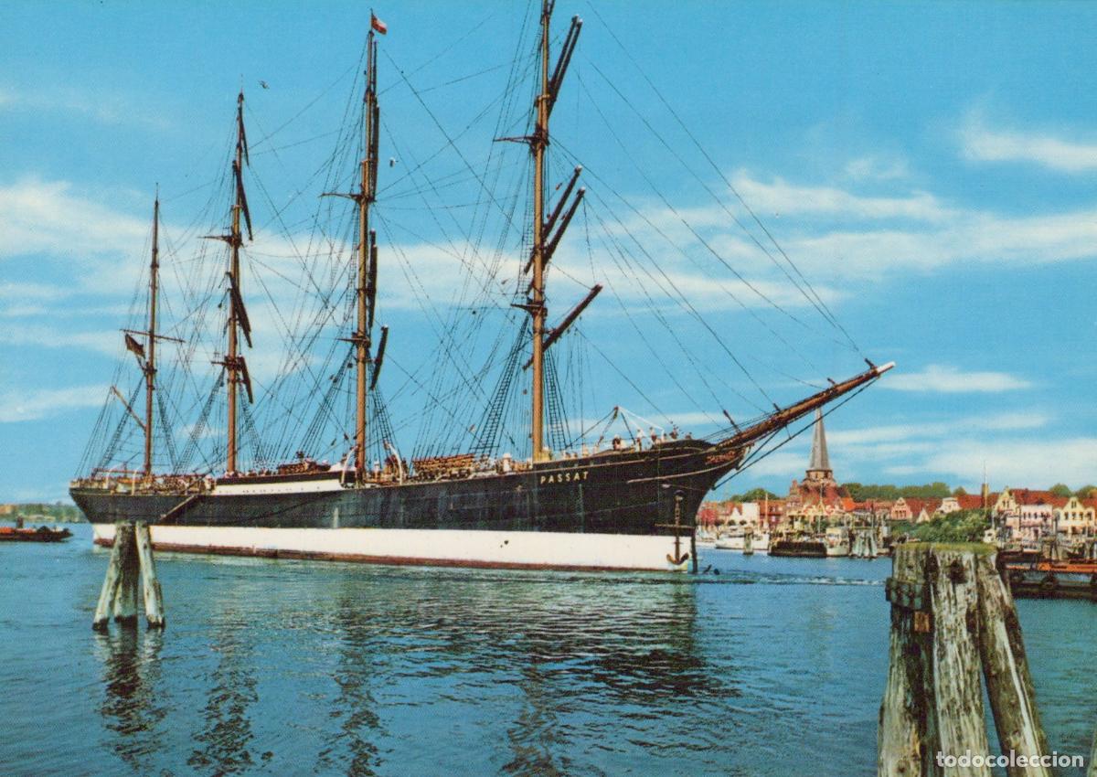 Cartoline: Germany Travemunde Sailing Ship Passat in Harbor A L Postkarten Unposted *YAY090