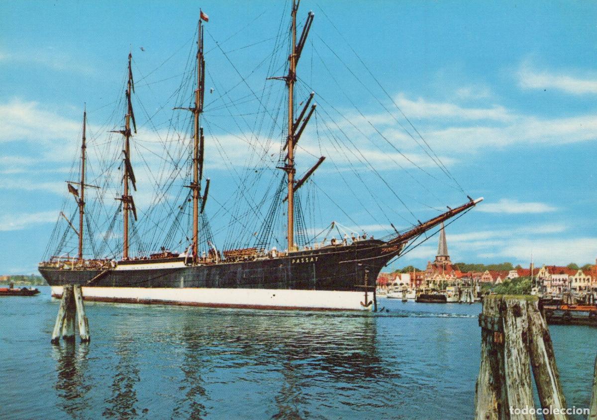 Cartes Postales: Germany Travemunde Sailing Ship Passat in Harbor Historic Town Unposted *YAY274