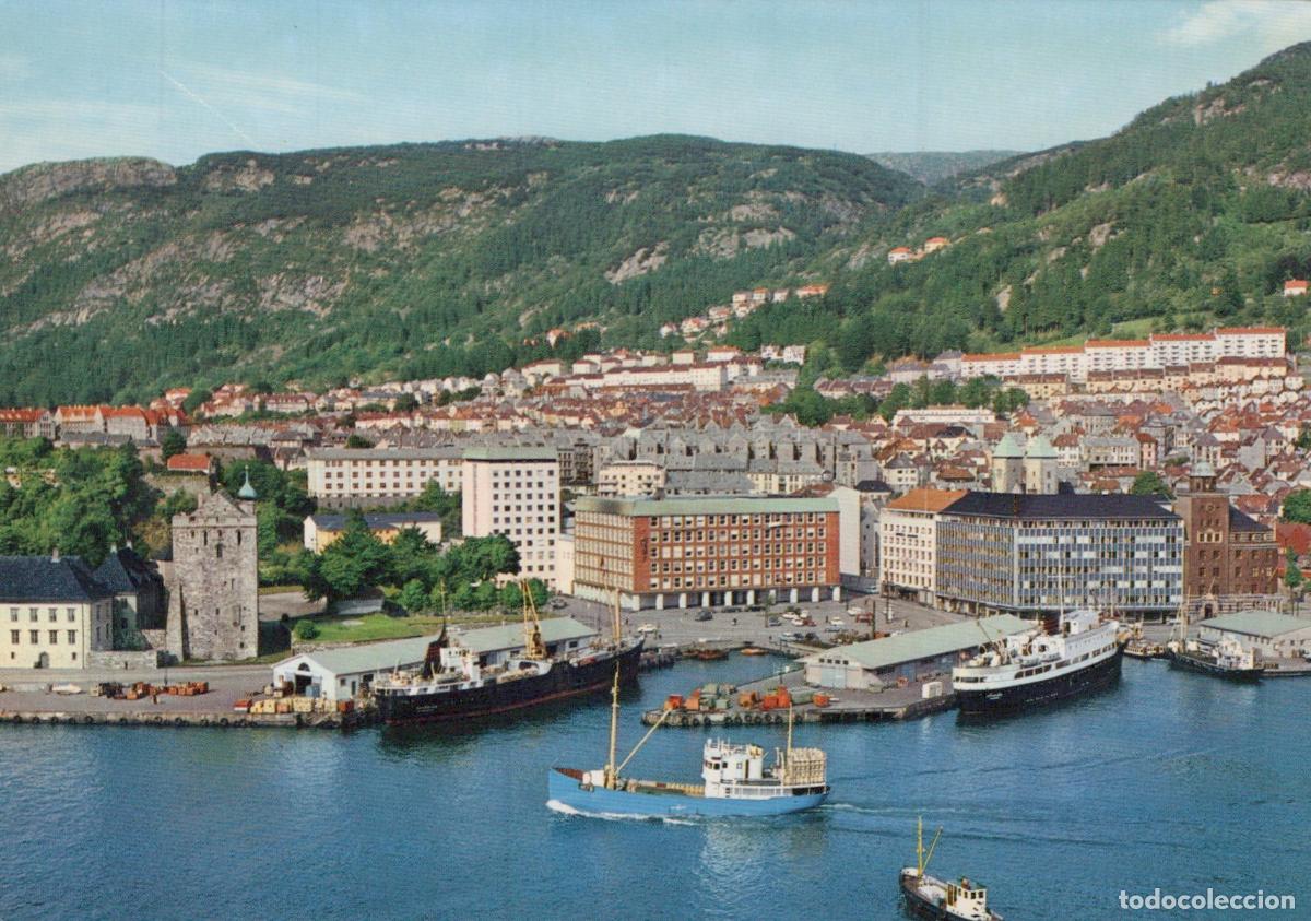 Postales: Norway Bergen The Harbour Cityscape With Ships and Mountains Unposted *YAY117