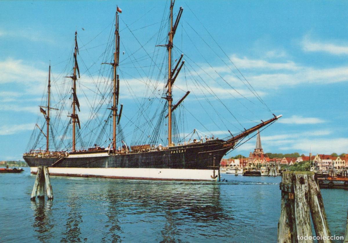 Postales: Germany Travem&uuml;nde Sailing Ship Passat in Harbor Seaport View Unposted *YAY368