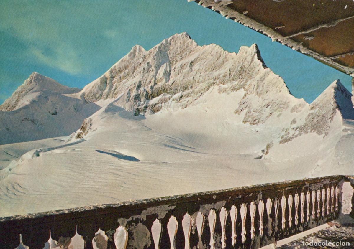 Cartes Postales: Switzerland Jungfraujoch Berghaus Terrace With Jungfrau Unposted *YAY458