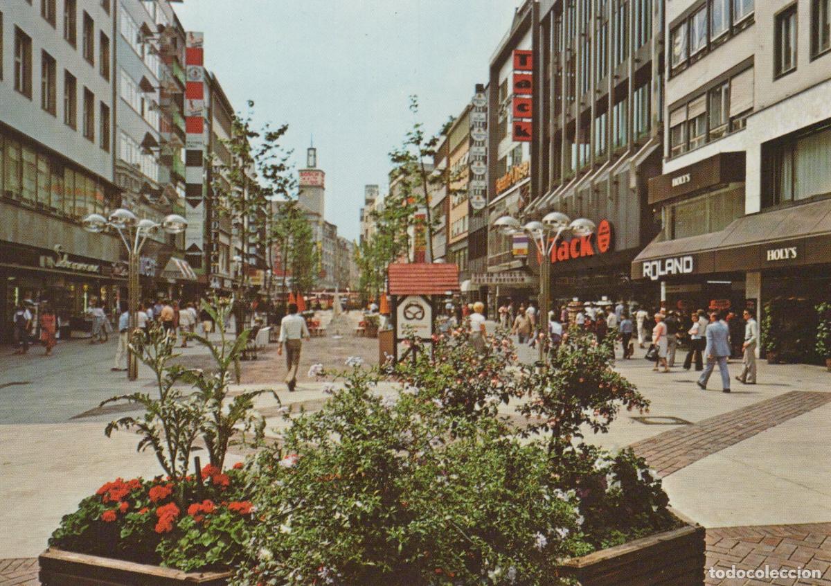 Postkarten: Germany Stuttgart K&ouml;nigstra&szlig;e Pedestrian Zone Shops People Unposted *YAY308