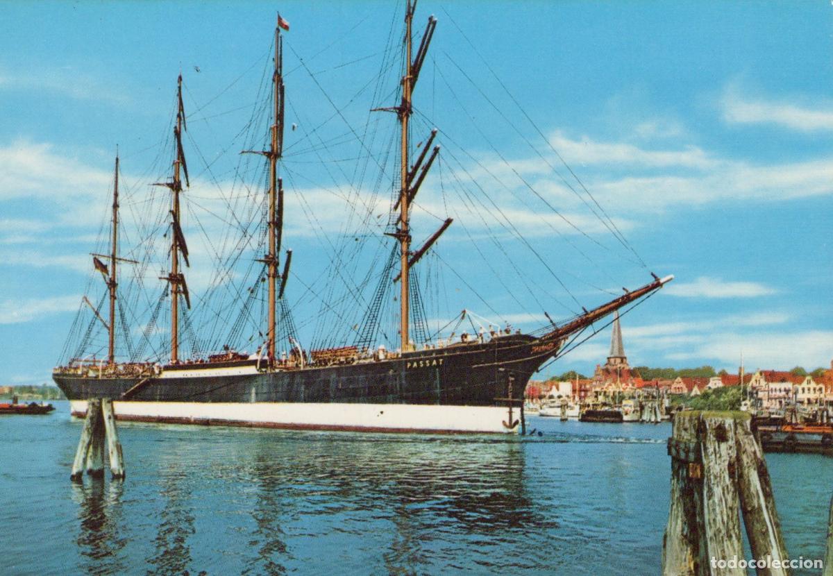 Postkarten: Germany Travem&uuml;nde Passat Sailing Ship in Harbor Seaport Unposted *YAY651