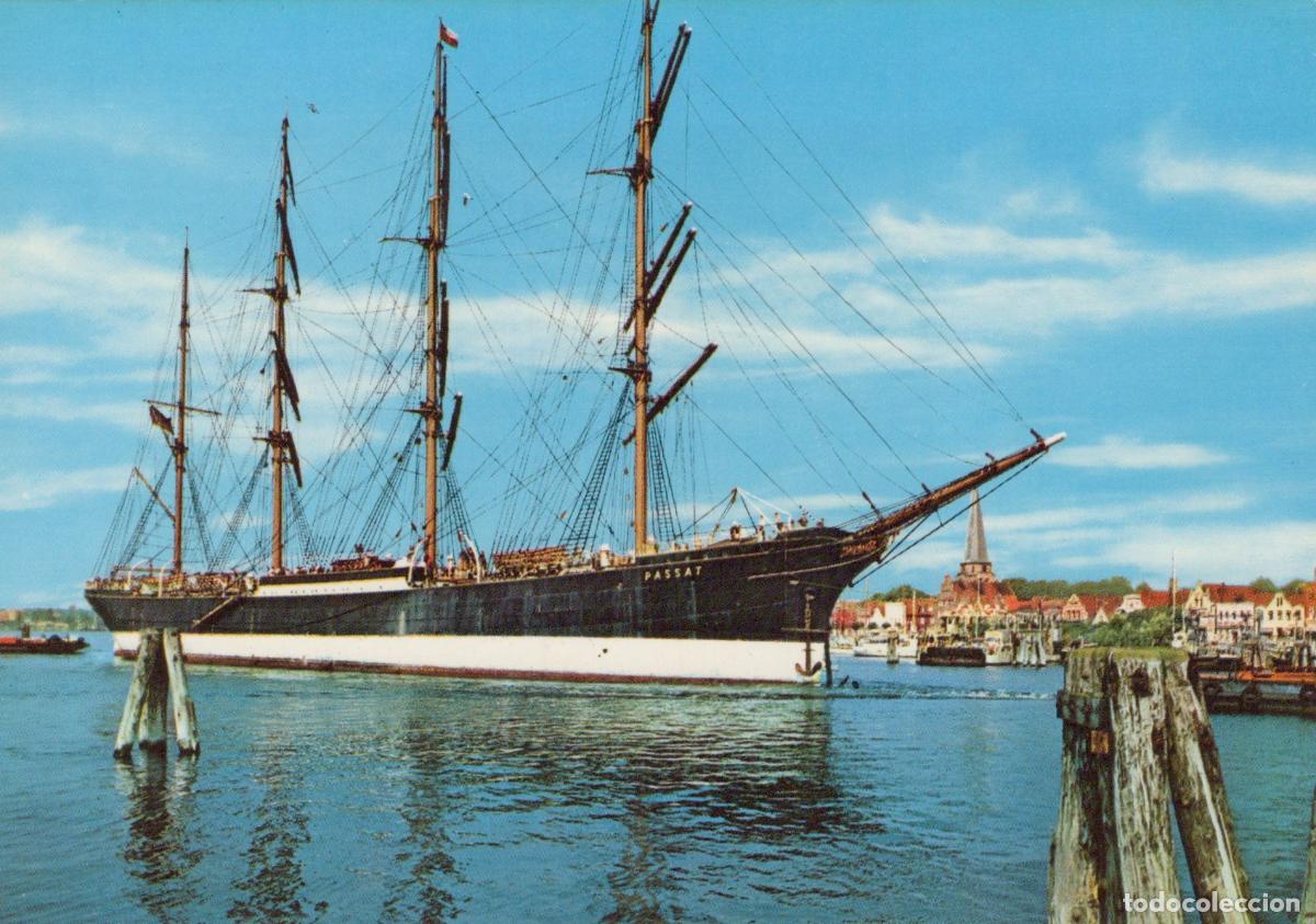 Postcards: Germany Travem&uuml;nde Sailing Training Ship Passat in Harbor Unposted *YAY543
