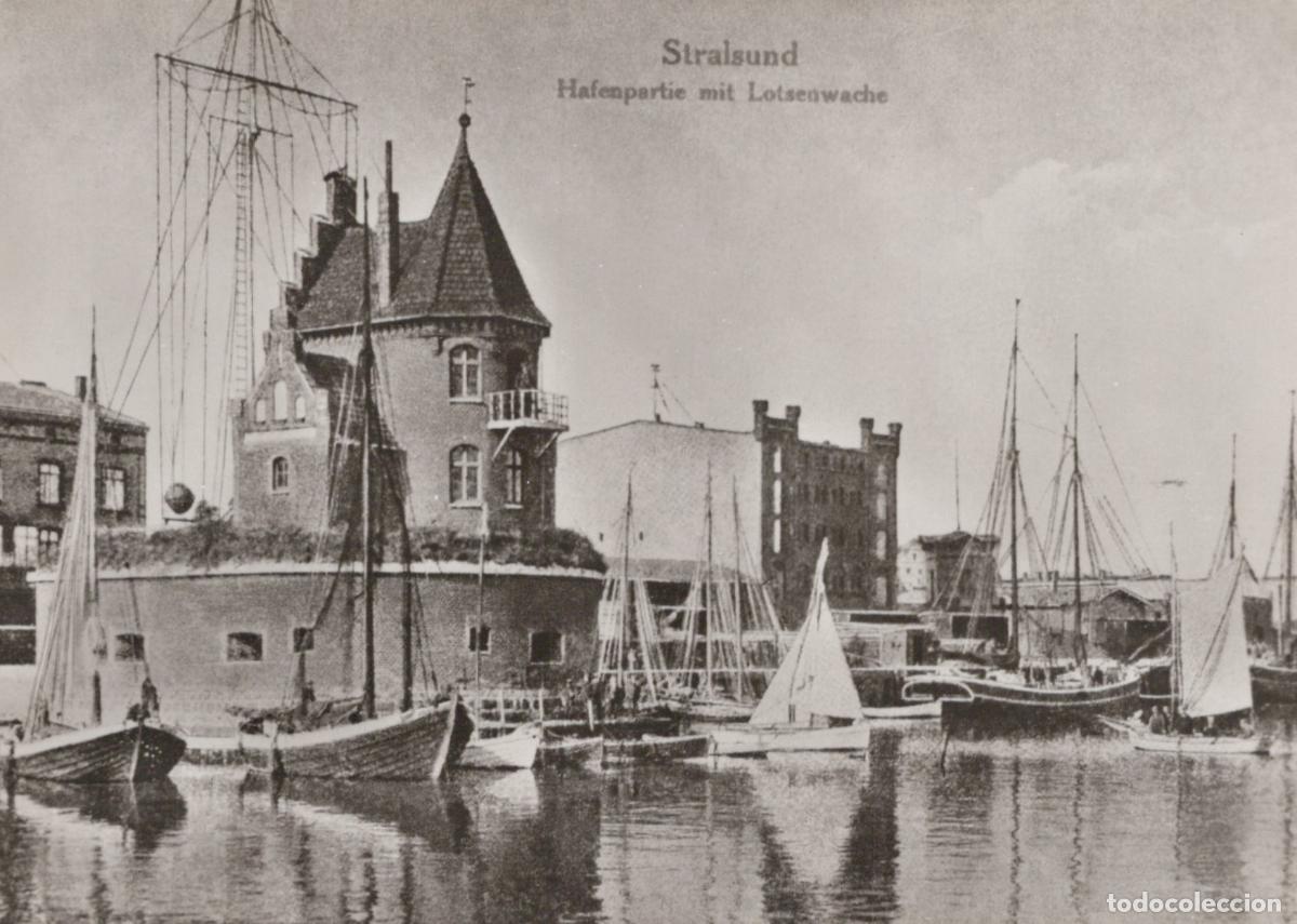 Postais: Germany Stralsund Harbor With Pilot House and Real Photo Unposted *YAY992