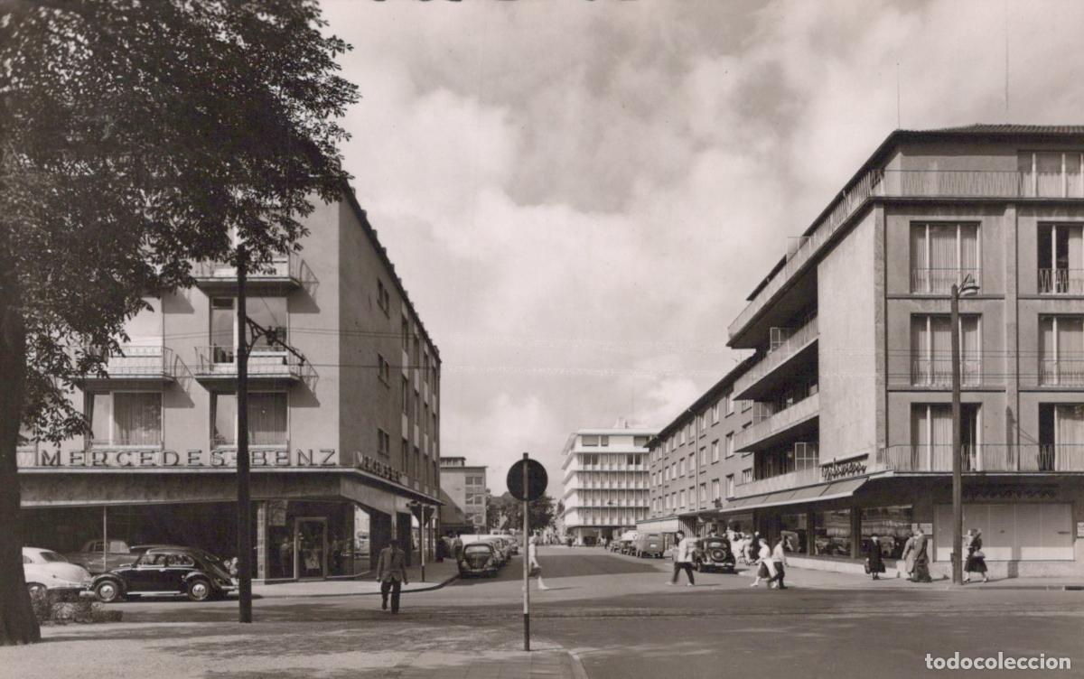 Postales: Germany Krefeld Street Scene With Mercedes Benz Dealership and *YAY910