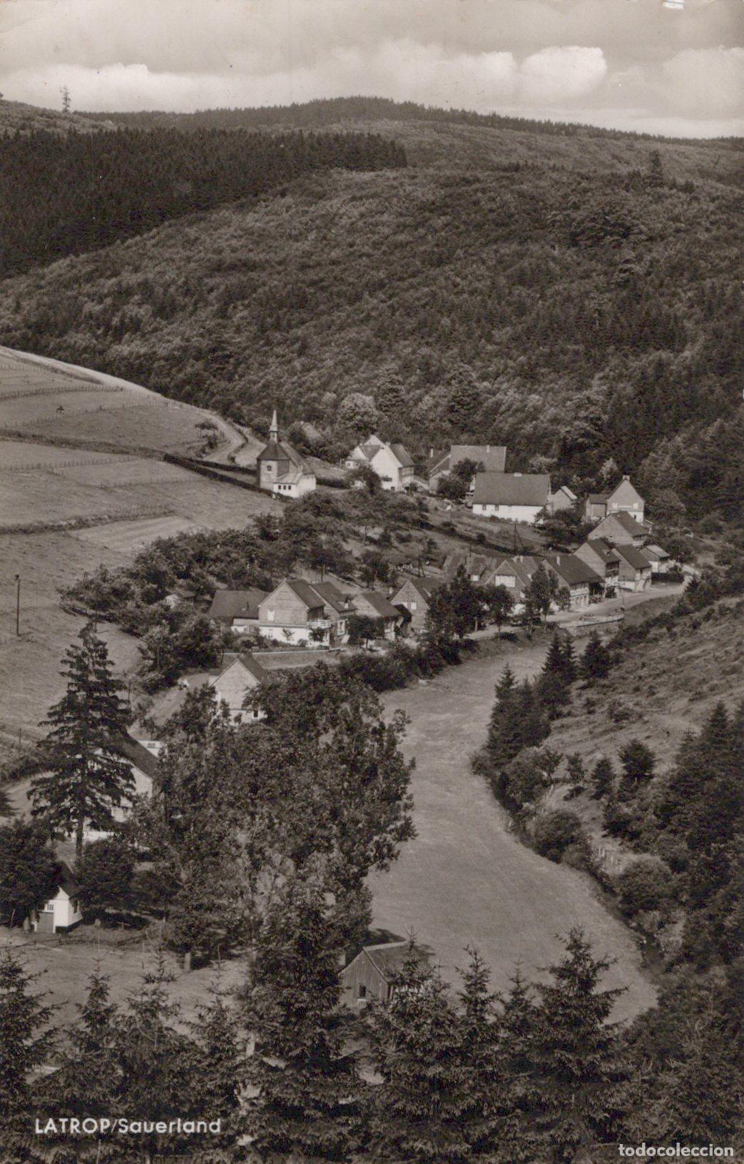 Cartes Postales: Germany Latrop Sauerland Village View *YAZ389
