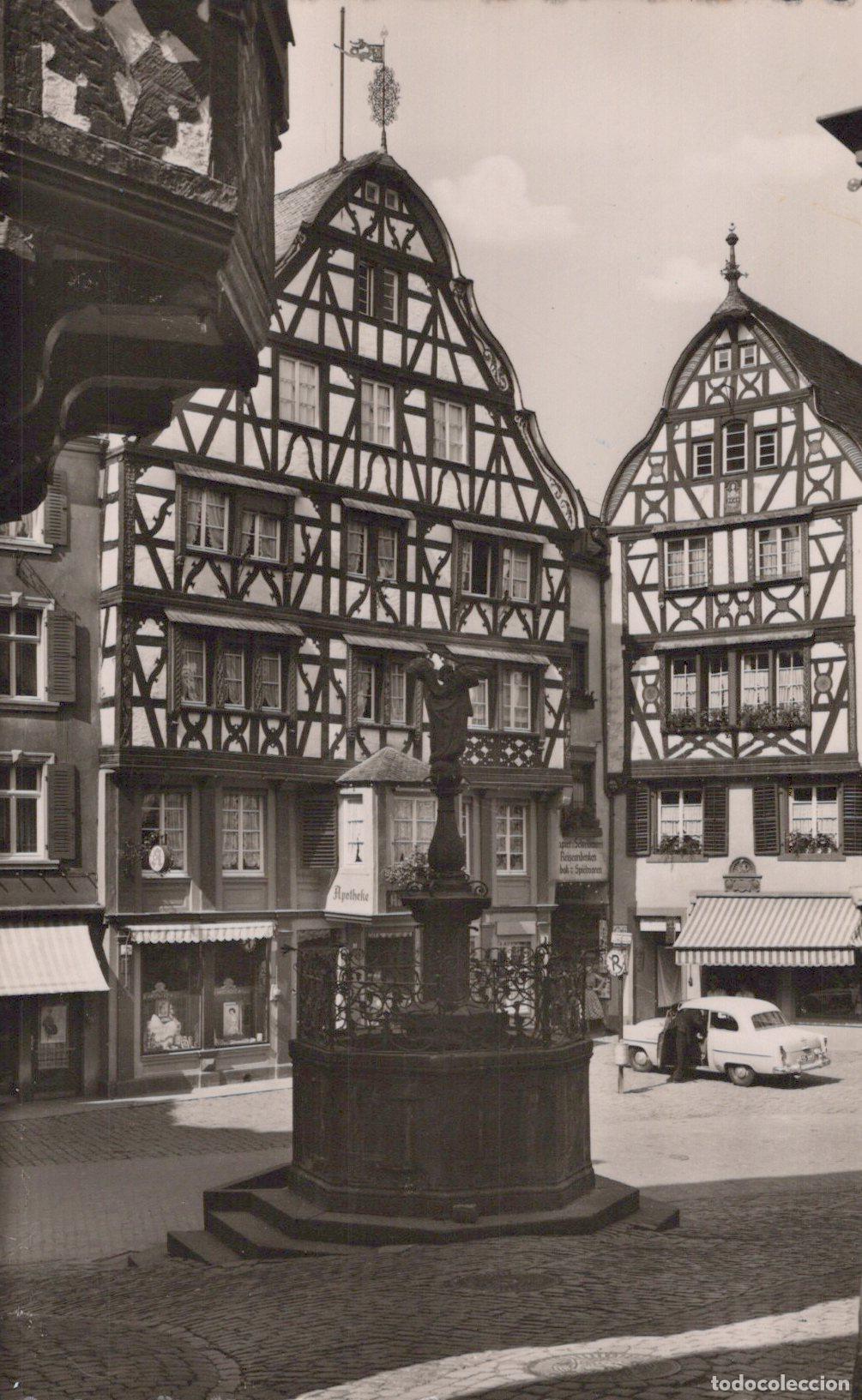 Postcards: Germany Bernkastel Kues Historic Marketplace With Fountain Real Photo *YAZ409