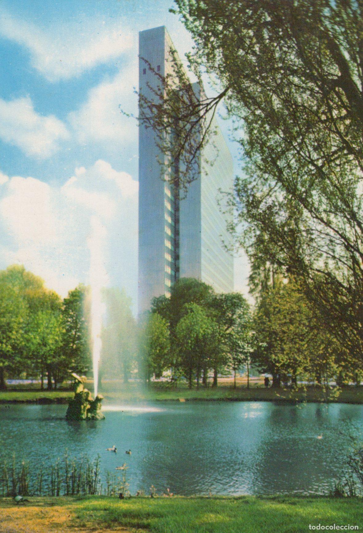 Cartoline: Germany Aachen Dusseldorf Thyssen Haus Skyscraper and Fountain in Park *YAZ521