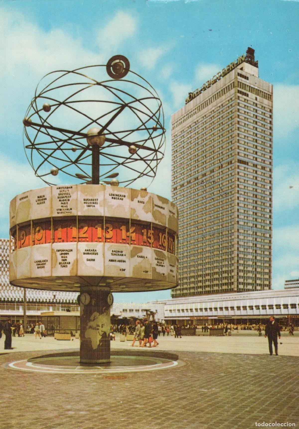 Cartoline: Germany Berlin Wall Alexanderplatz World Time Clock and Hotel Stadt *YAZ571