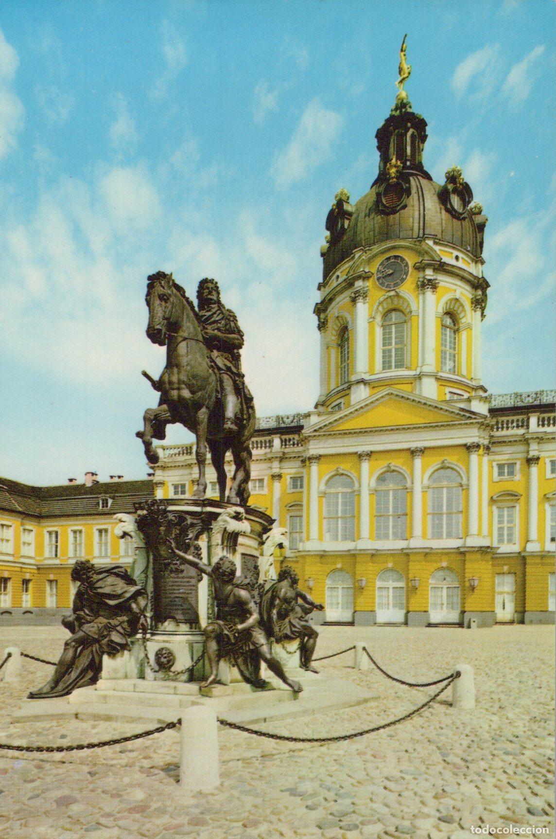 Postales: Germany Charlottenburg Palace Equestrian Statue Architecture Unposted *YAZ583