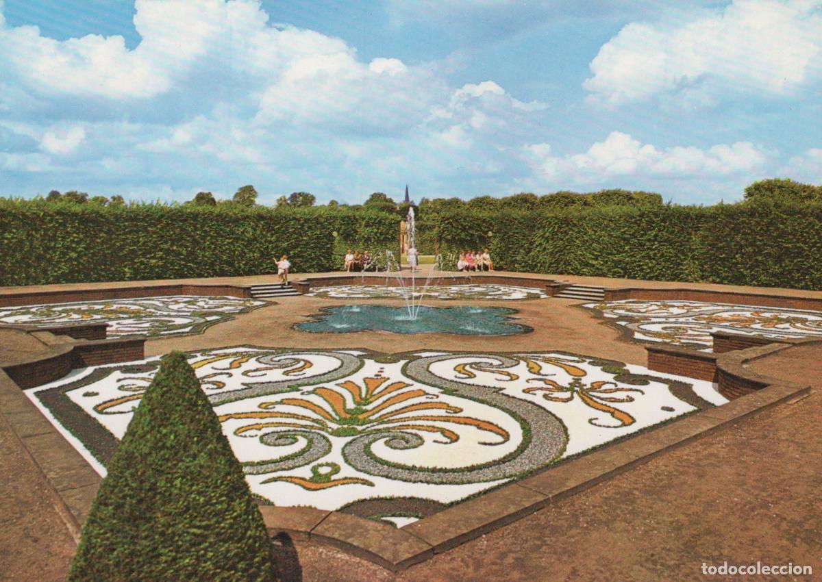 Cartes Postales: Germany Hannover Herrenhausen Baroque Garden Formal Flower Beds Unposted *YAZ841