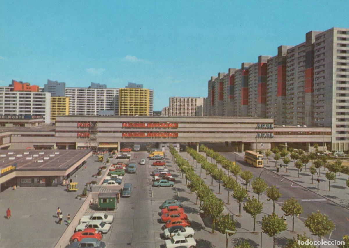 Cartes Postales: Germany Berlin Wall M&auml;rkisches Viertel Modern Architecture and Shopping *YAZ914