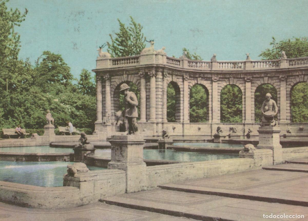 Postales: Germany Berlin Wall Muenzenbrunnen Fountain With Statues *YAZ946