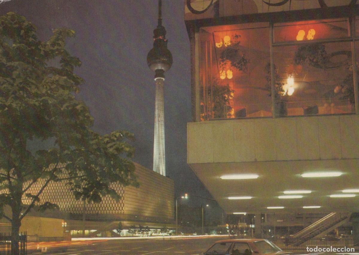 Postales: Germany Berlin Wall TV Tower Palast der Republik At Night Karl *YAZ948