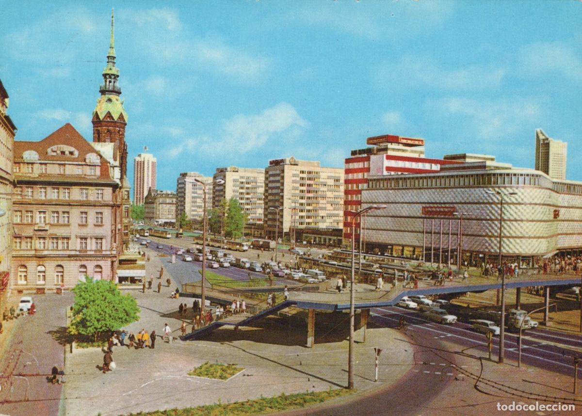 Postales: Germany Leipzig City Center With Modern Buildings and Traffic 1970s *YAZ972