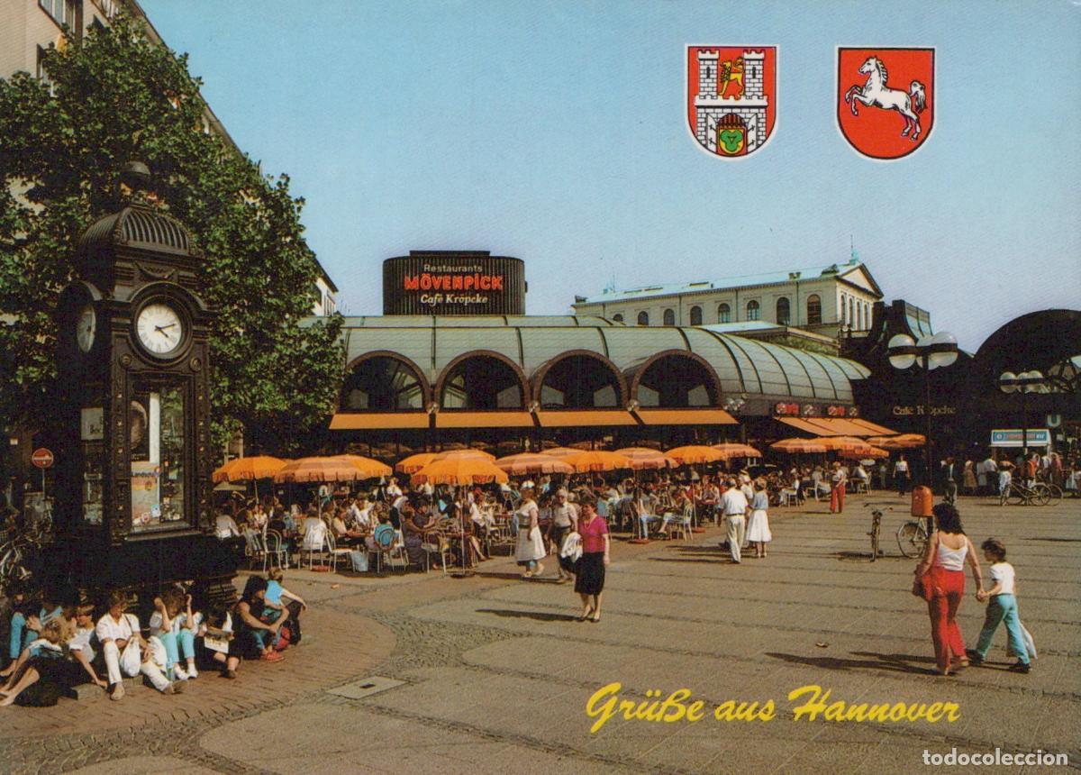 Cartes Postales: Germany Hannover Kr&ouml;pcke Square With Movenpick Restaurant and Clock *YBA865