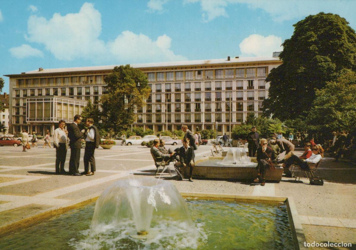 Postais: Germany Hannover Georgsplatz With Modern Building and Fountains *YBA905