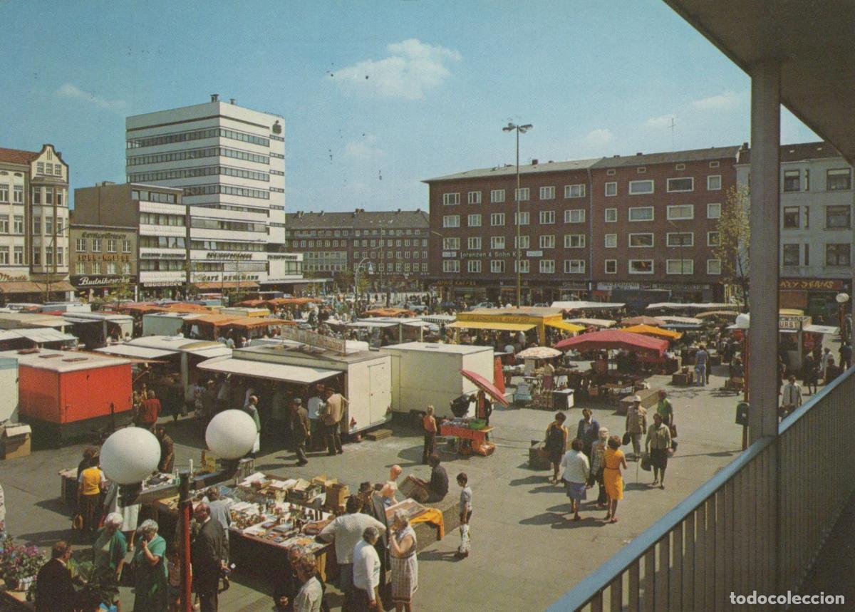 Postales: Germany Harburg A Bustling Market Square in *YBA914