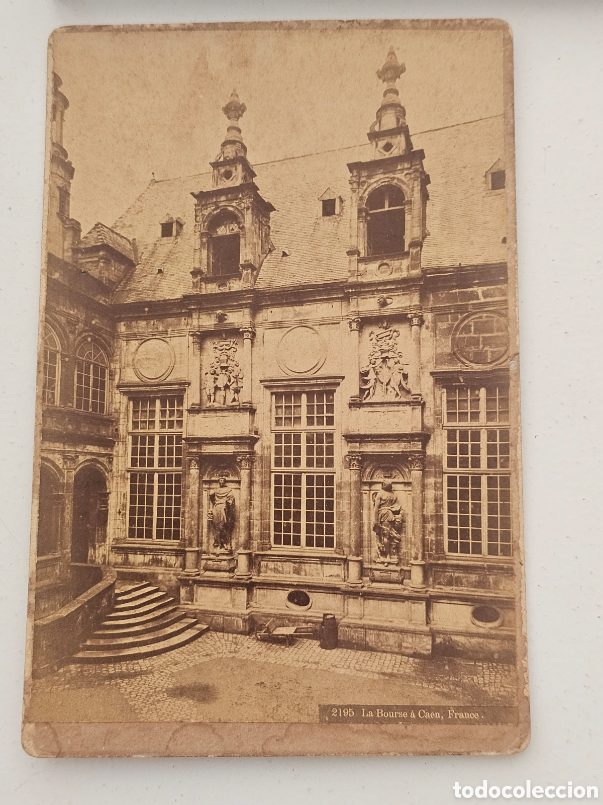 Postales: Antigua Tarjeta Postal / Fotograf&iacute;a &Eacute;poca: &rdquo;2195 La Bourse &agrave; Caen, France&rdquo; (H&ocirc;tel d'Escoville) - C.