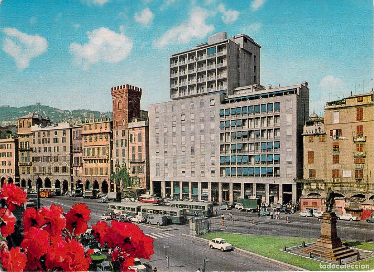 Postales: Postal de Piazza Caricamento y Monumento a Raffaele Rubattino en G&eacute;nova