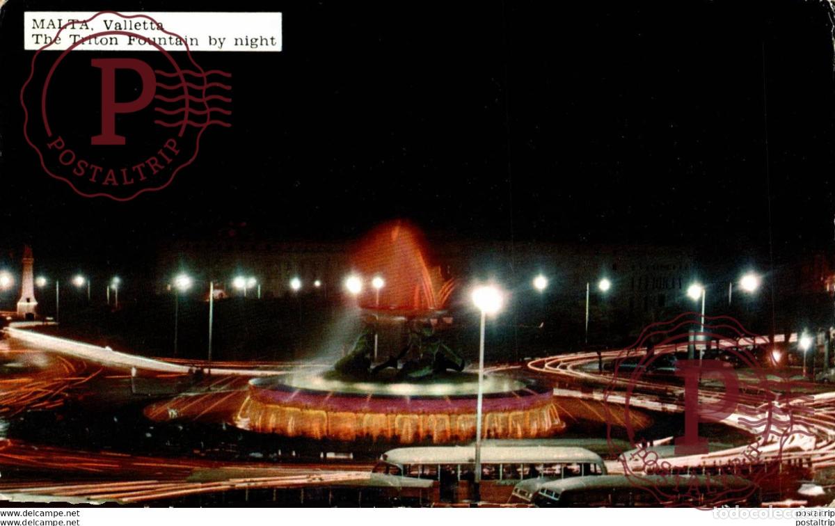 Postales: VALLETTA MALTA: THE TRITON FOUNTAIN BY NIGHT. MALTA.