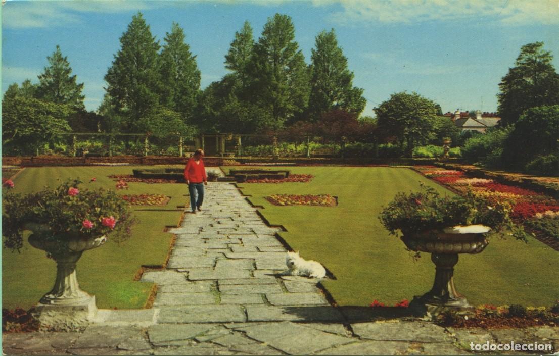 Postales: N&ordm; PT2195-BRICHTON. England. Peace Gardens, Old Londo Road. Sin circular. ED. COLOURMASTER INTERNATI