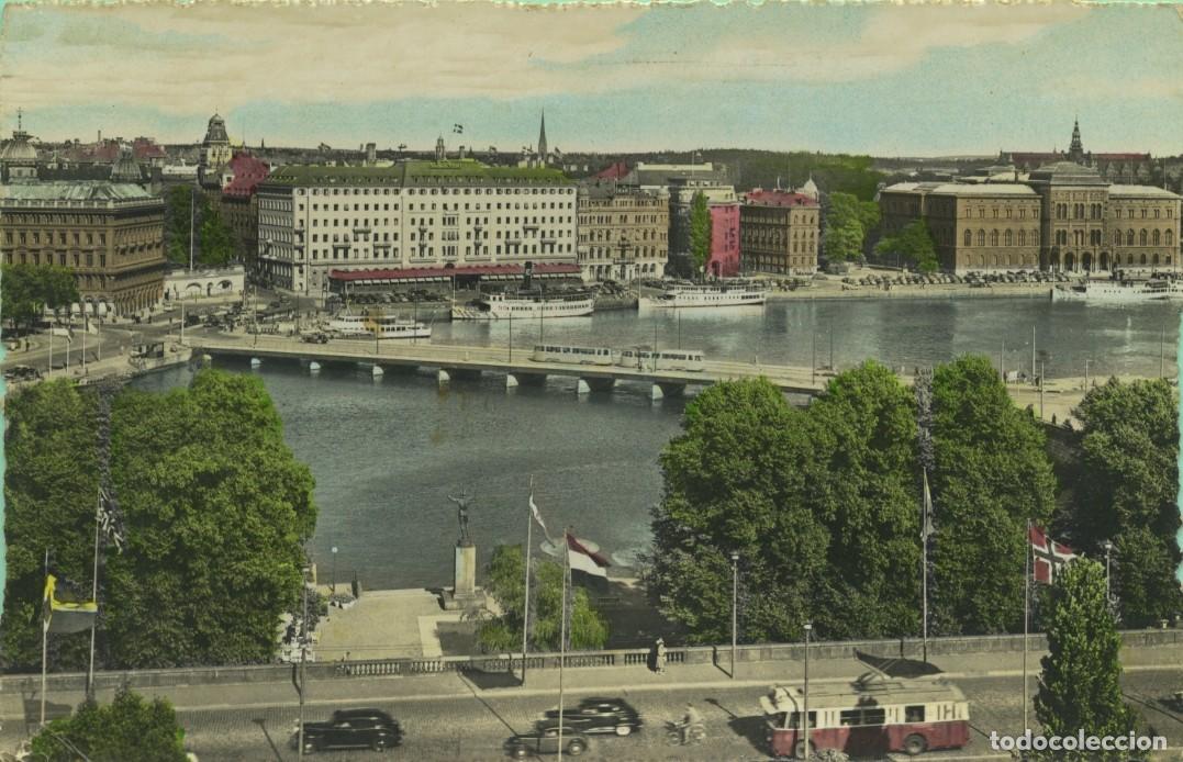 Postales: ESTOCOLMO. Suecia. Vista del Str&ouml;mmen con el Grand Hotel y el Museo Nacional. Circulada en 1959. ED.