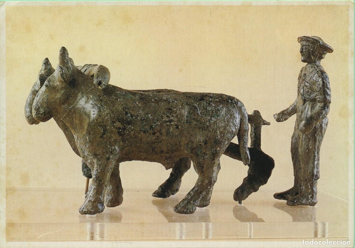 Postales: Arte etrusca. Aratore di Arezzo. Bronzo, sec. IV a.C. Roma. Museo Nacional de Villa Giulia. Sin circ
