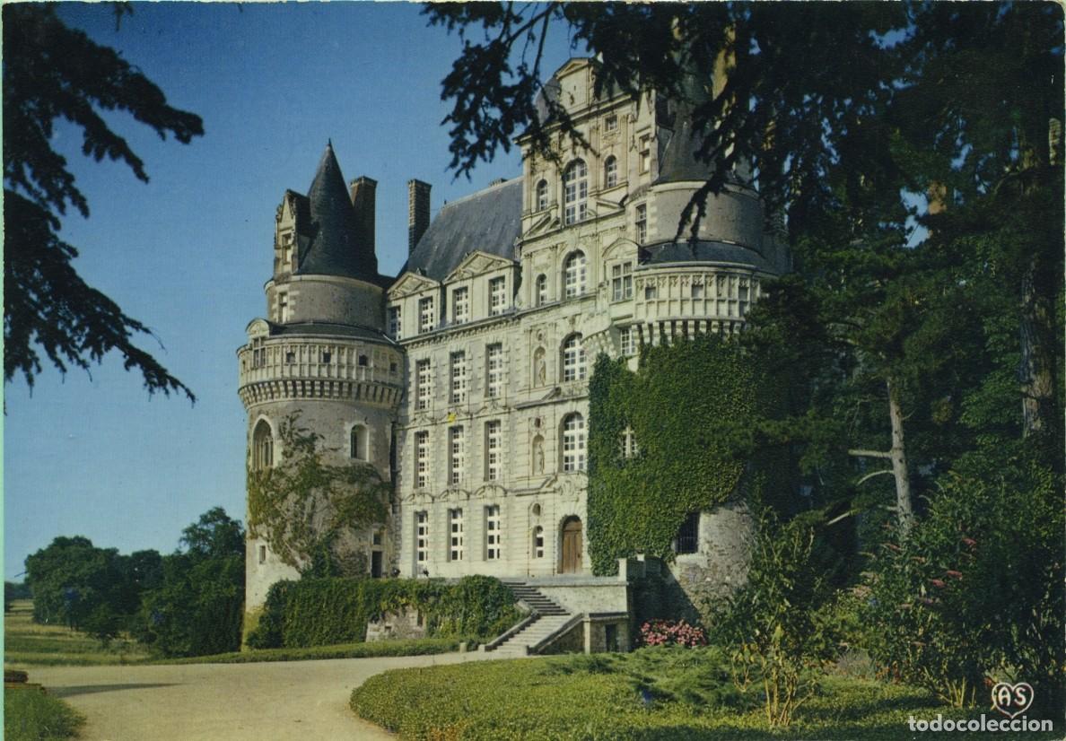 Postales: N&ordm; 3-BRISSAC (Maine-et-Loire). Francia. El castillo: fachada principal. Escrita en 1969. ED. ARTAUD